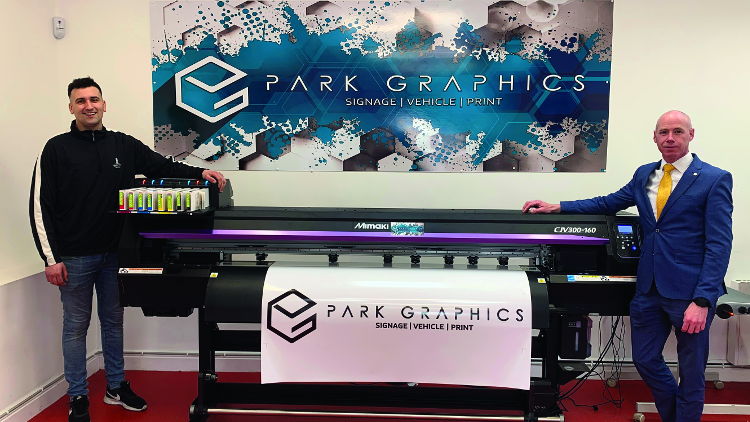 Park Graphics enjoys rapid growth with Mimaki print, cut and laminate package.