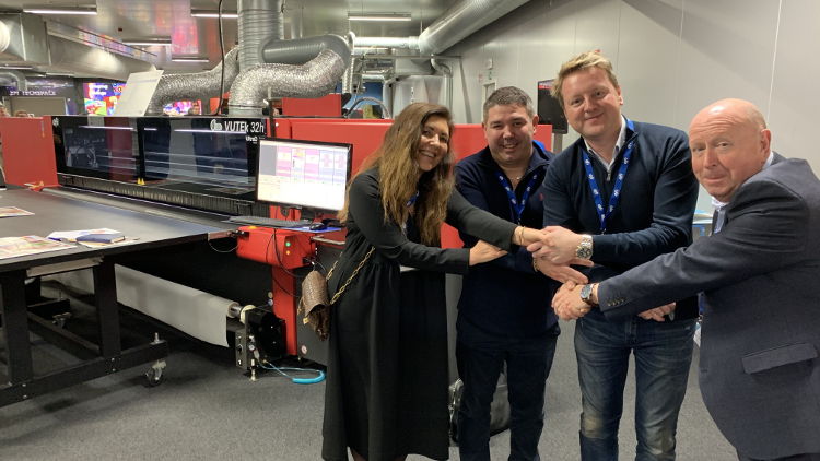 Eco Signs boosts sustainability and productivity with EFI's new VUTEk 32h superwide-format printer.